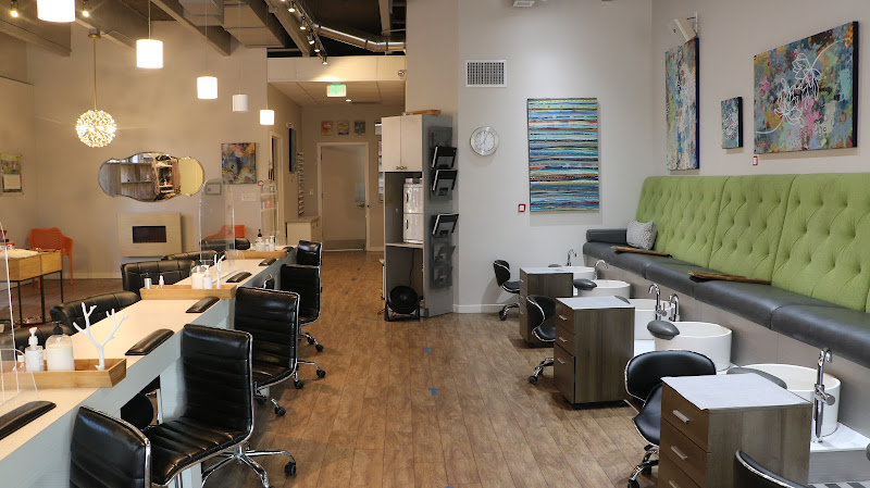 jlounge Natural Nail Bar & Spa